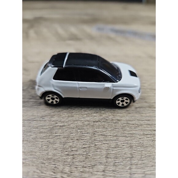 Matchbox Honda E Diecast 1/64 Mattel Loose Toy Car - Picture 3 of 5